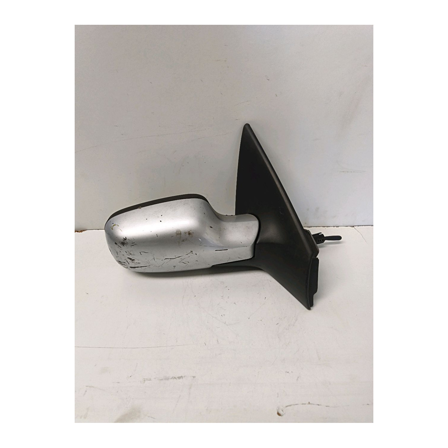 Rétroviseur extérieur droit  pour RENAULT Mégane II 1.4 i 16V 98cv