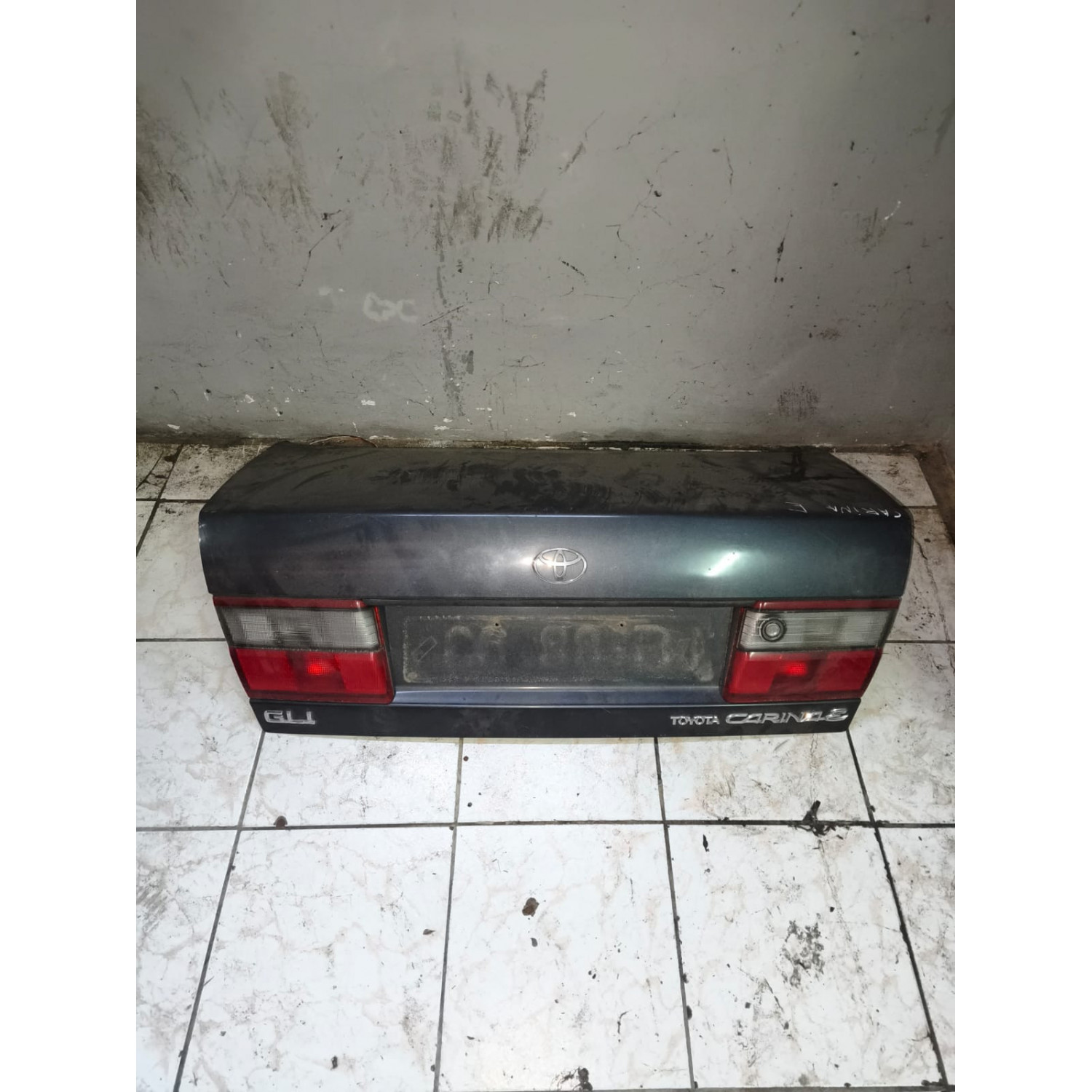 Coffre  pour TOYOTA Carina E (AT/ST19*) (UKP) Diesel 2.0 D