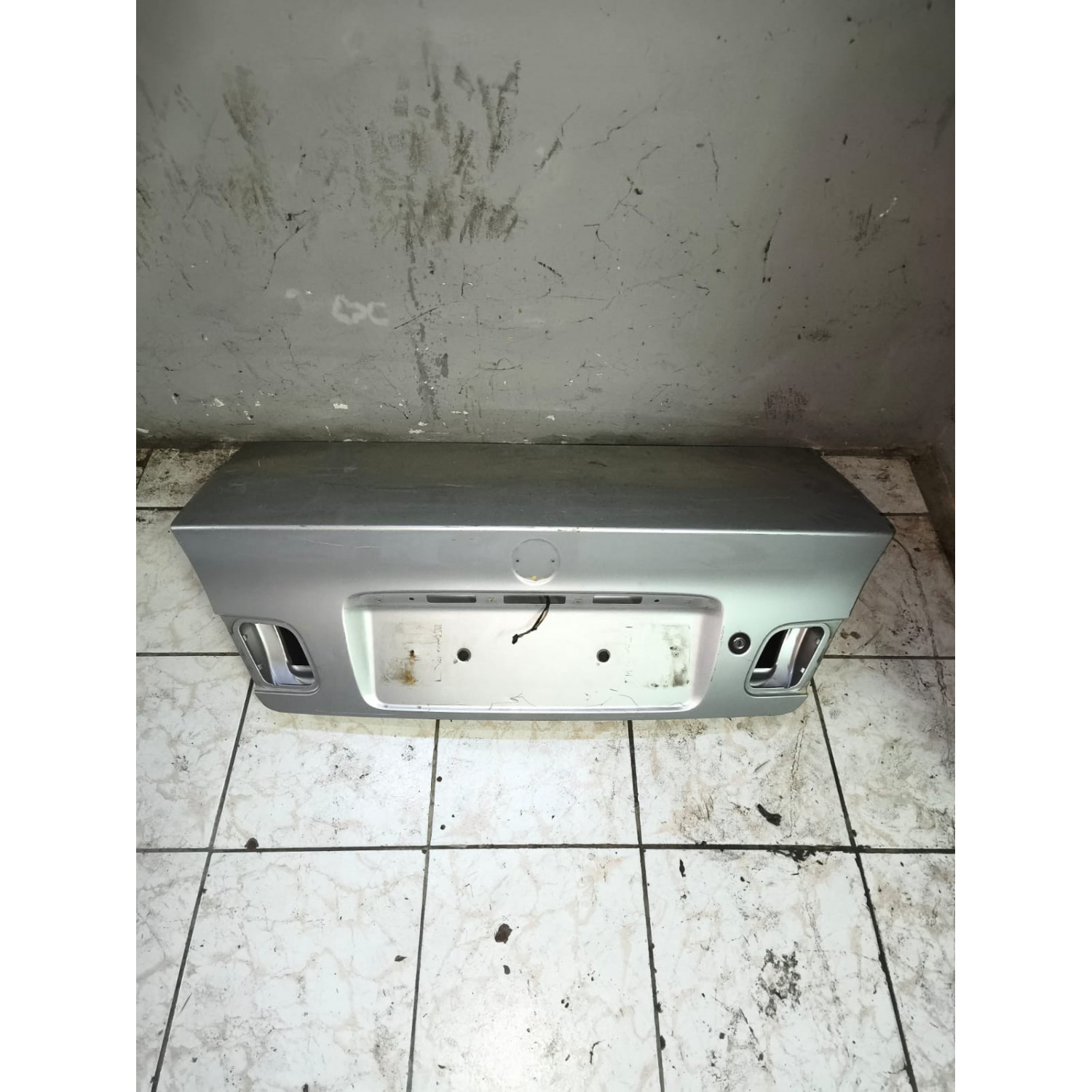 Coffre  pour BMW Série 3 (E46) Berline 320d 2.0 TD 150cv