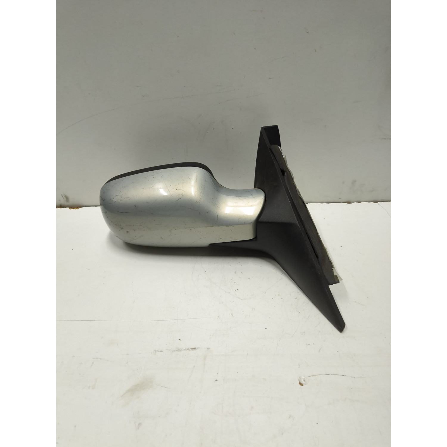 Rétroviseur extérieur droit  pour RENAULT Scenic II 1.5 dCi 80cv  Authentique