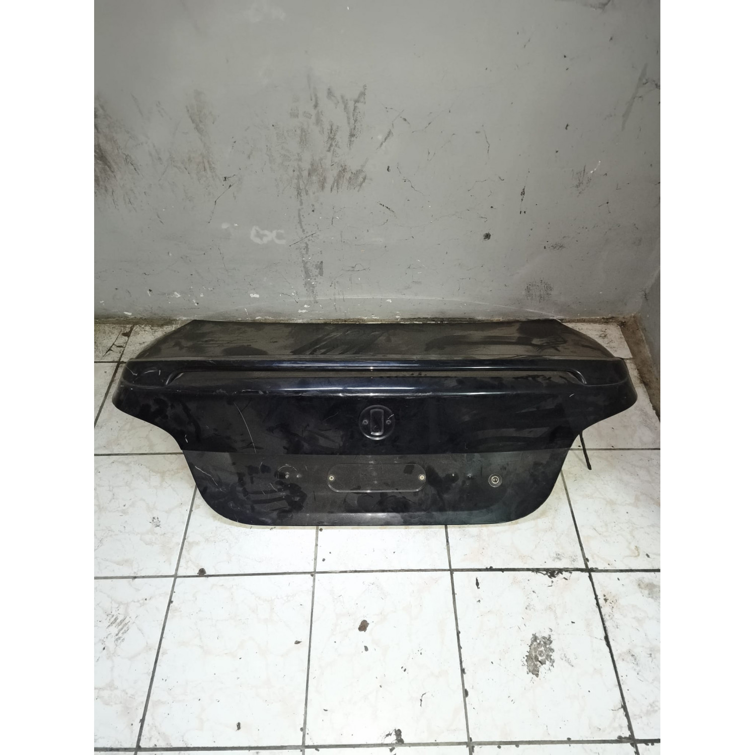 Coffre  pour BMW Série 5 (E60) Berline 520d 2.0 d 163cv  Boîte Auto