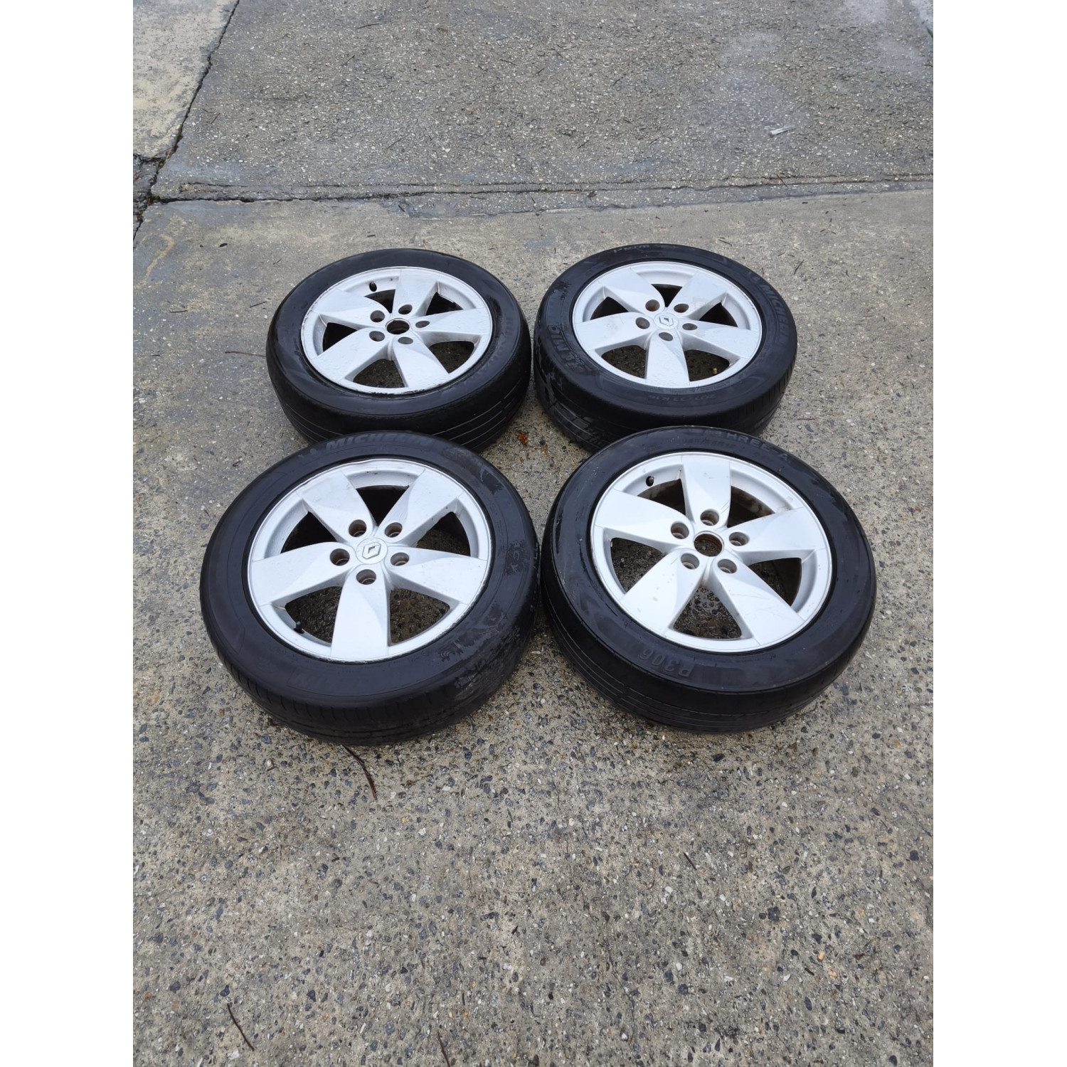 Jante alu  pour RENAULT Mégane III Phase 2 Coupé 1.5 dCi FAP eco2 90 cv