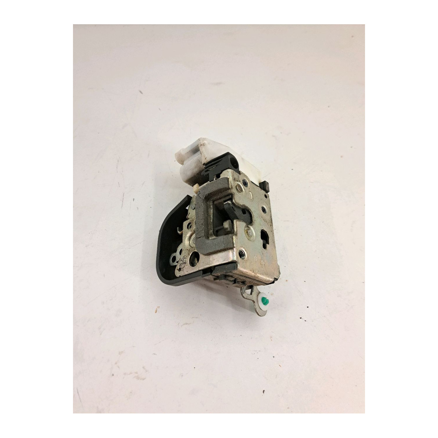 Serrure de porte avant gauche  pour ALFA ROMEO 147 Phase 2 1.6 i 16V Twin Spark 120cv