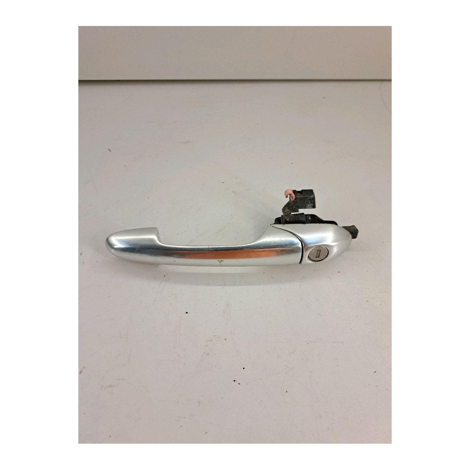 Poignée porte extérieure avant gauche  pour ALFA ROMEO 147 Phase 2 1.6 i 16V Twin Spark 120cv