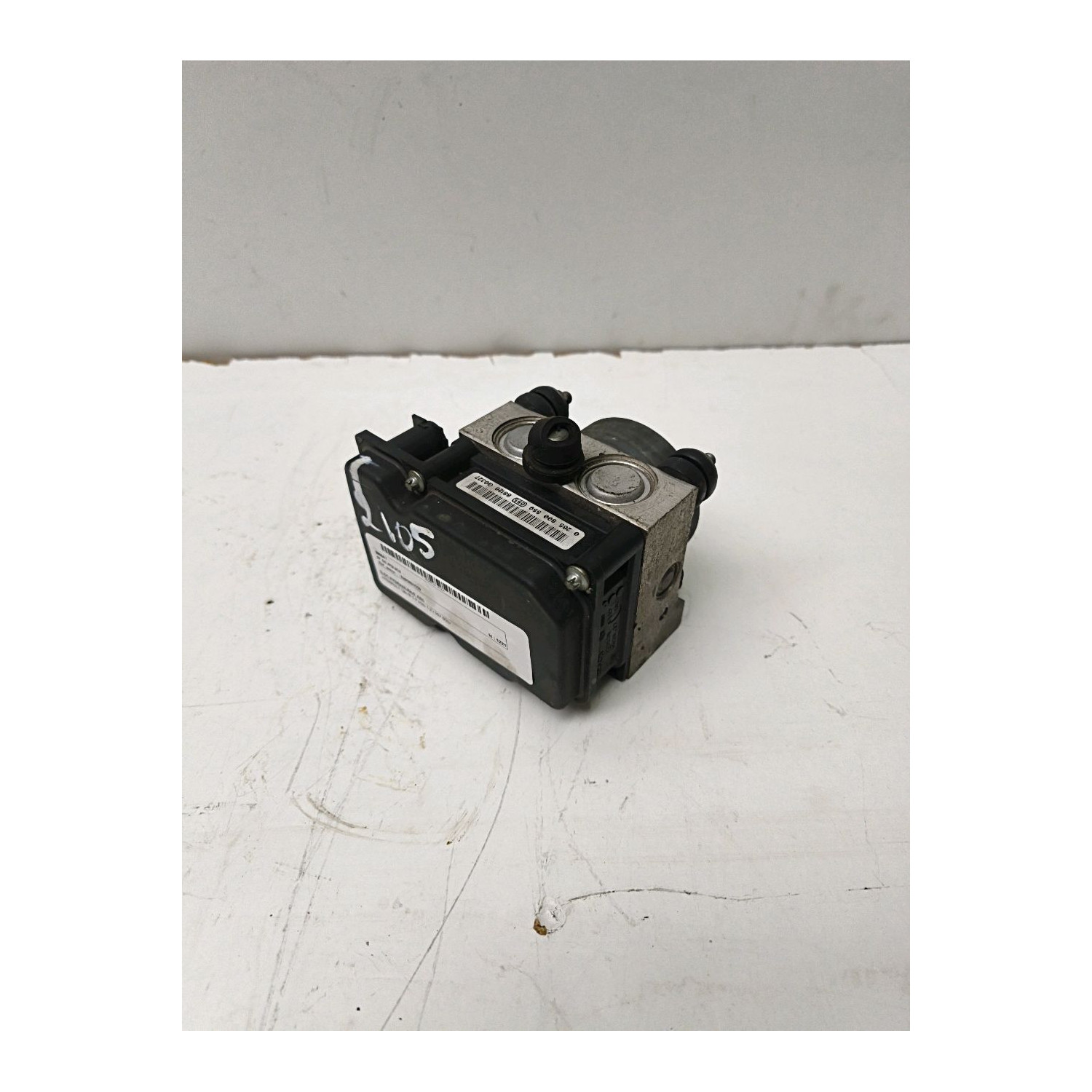 Bloc hydraulique abs  pour RENAULT Clio III 5 Portes 1.2 i 16V 65cv 