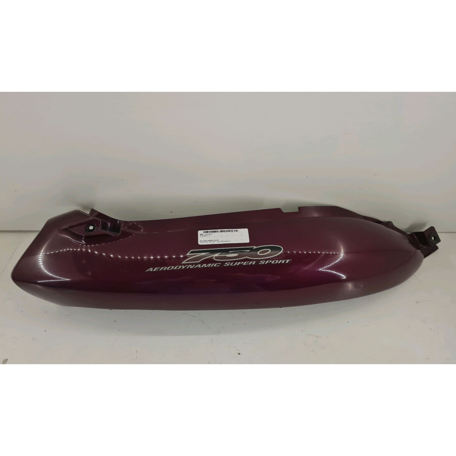 Demi coque arrière droite  pour SUZUKI GSXF 750