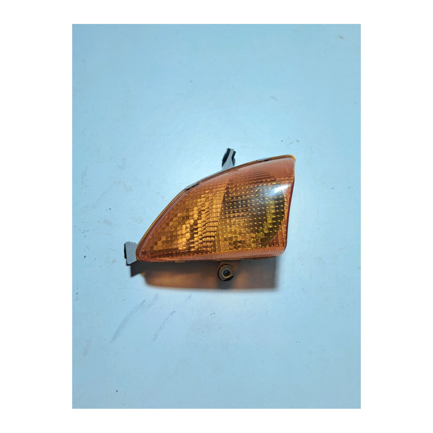 Clignotant avant gauche  pour HONDA CBR 1000 F