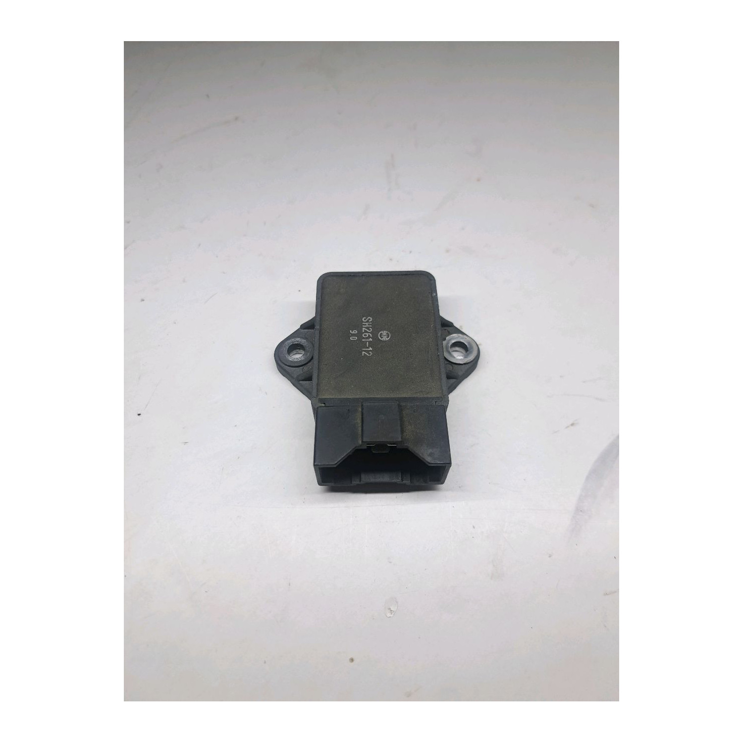 Régulateur  pour HONDA CBR 1000 F