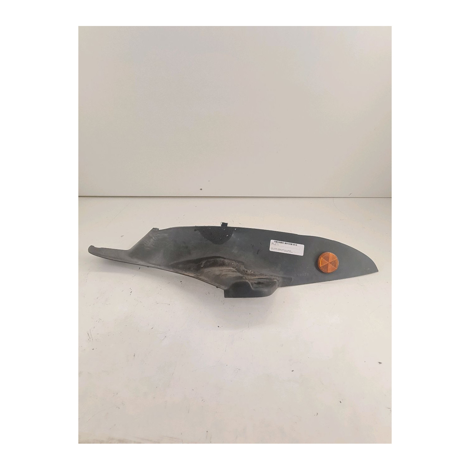 Cache latéral arrière sous selle gauche  pour PEUGEOT ELYSTAR 50