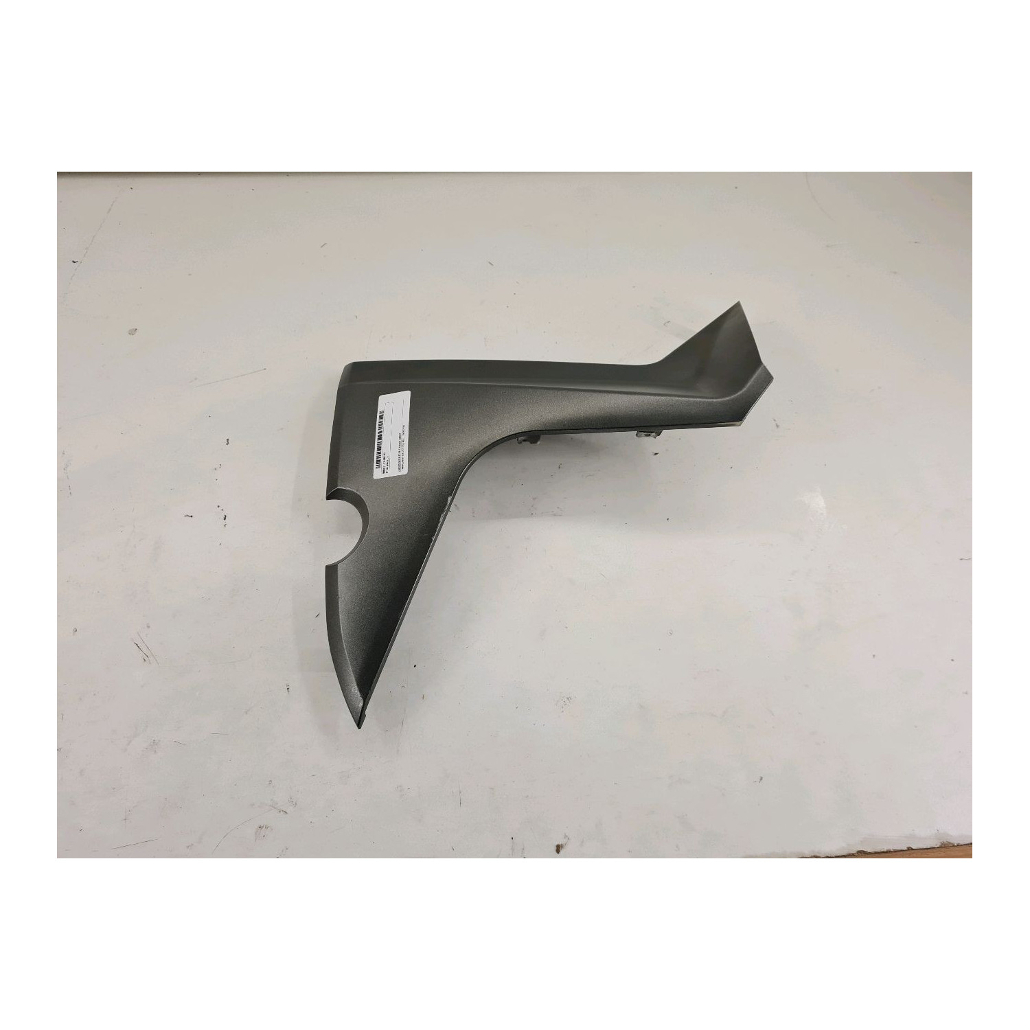 élargisseur d'aile avant droit  pour YAMASAKIII YM125T RS