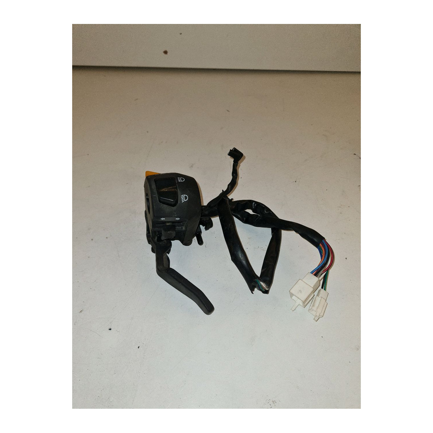 Commodo gauche gestion de l'éclairage  pour YAMASAKIII YM125T RS