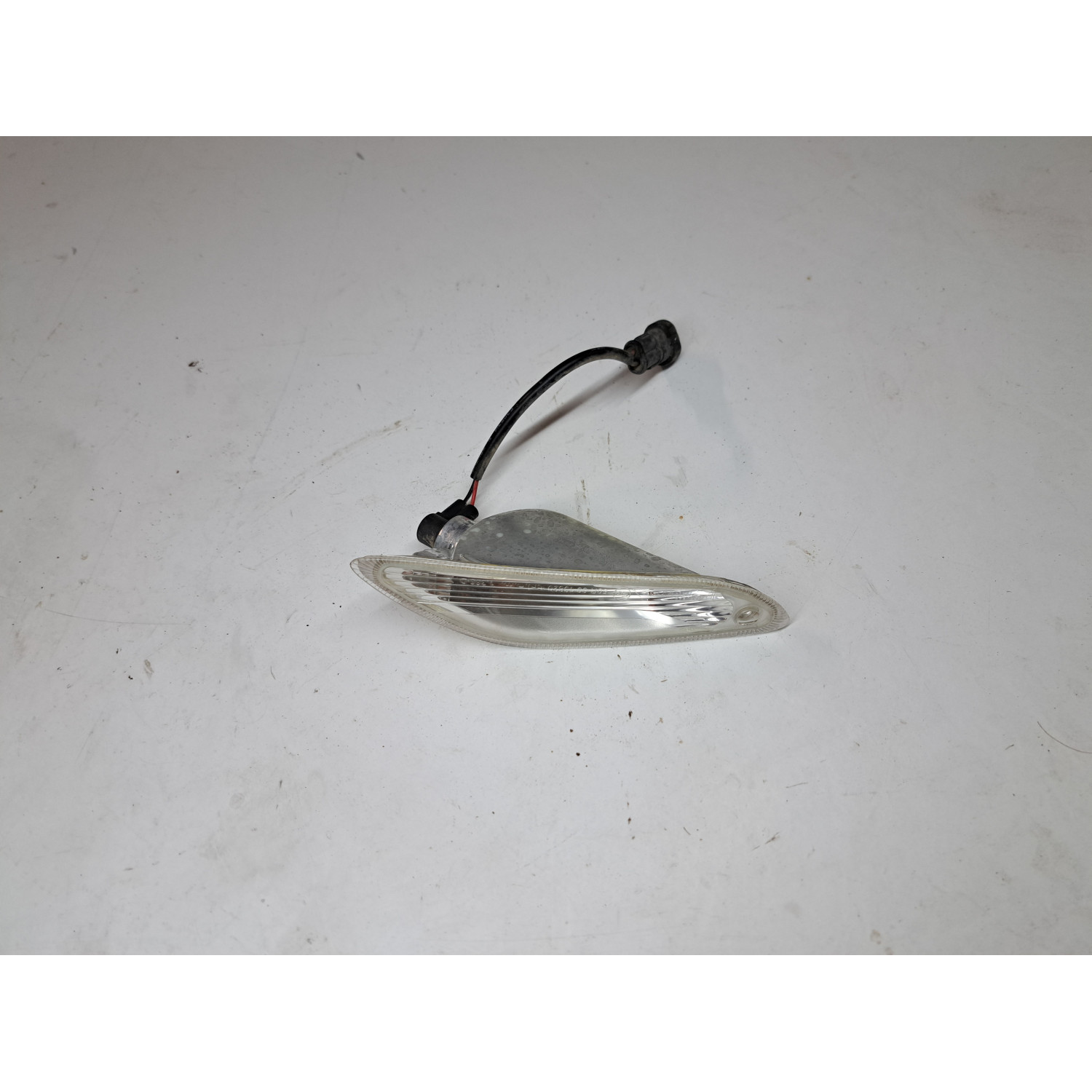 Clignotant arrière droit  pour PIAGGIO VESPA 50