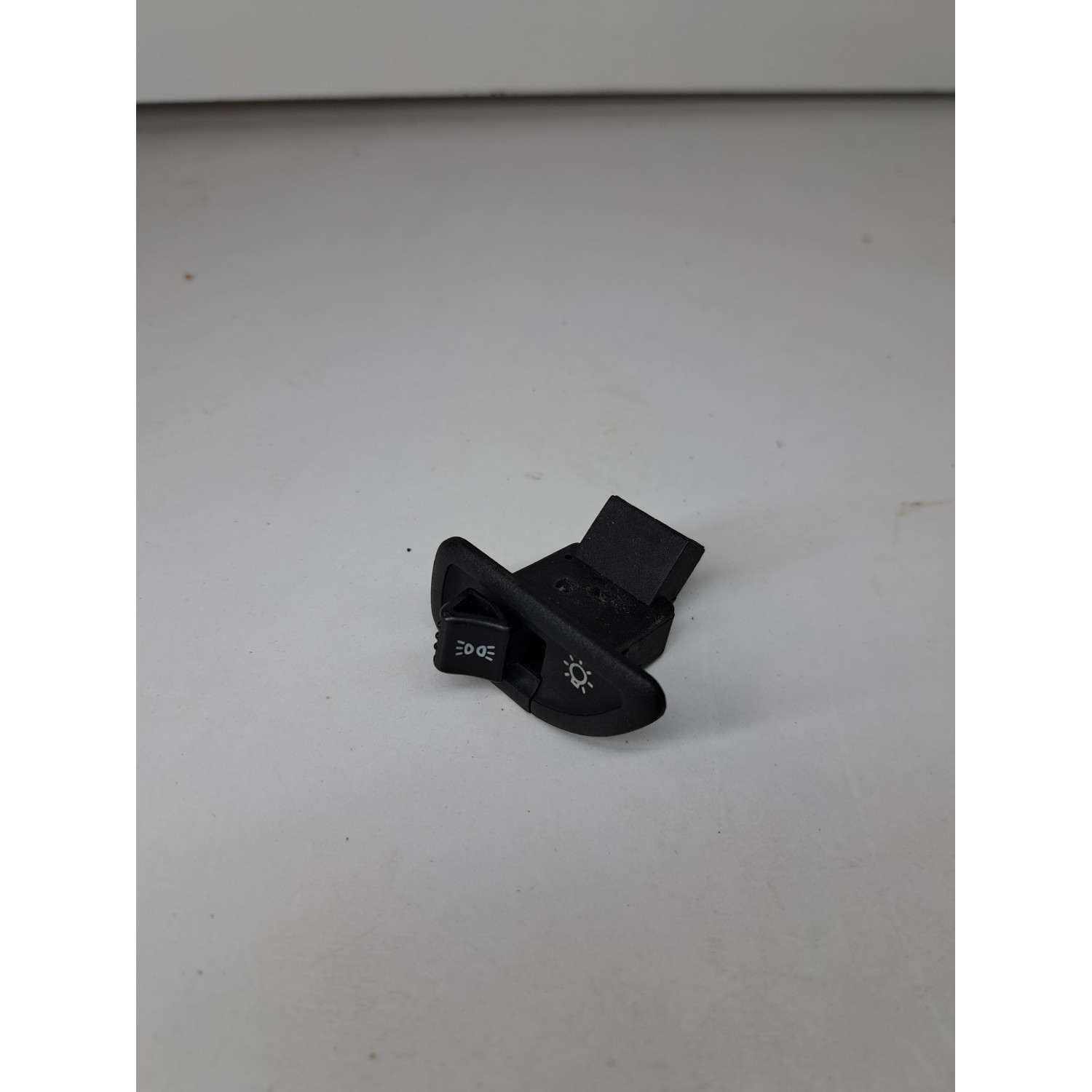 Commodo gauche gestion de l'éclairage  pour PIAGGIO X9 125